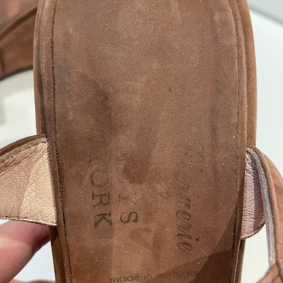 Barney’s New York Wedges - Picture 4 of 4